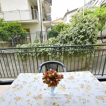 Marina Sleeps 6 Villa Ascea