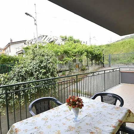 Marina Sleeps 6 *