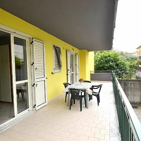 Marina Sleeps 6 * Ascea